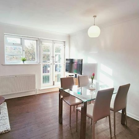 런던 Aldgate Flats In E1. 아파트 외부 사진