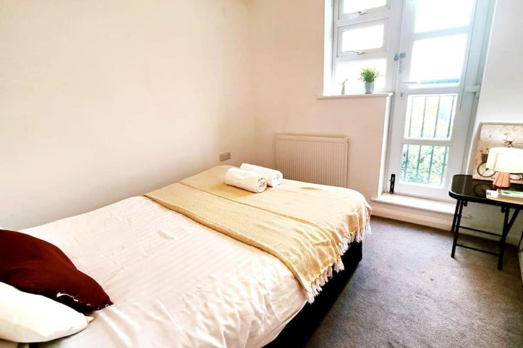 런던 Aldgate Flats In E1. 아파트 외부 사진