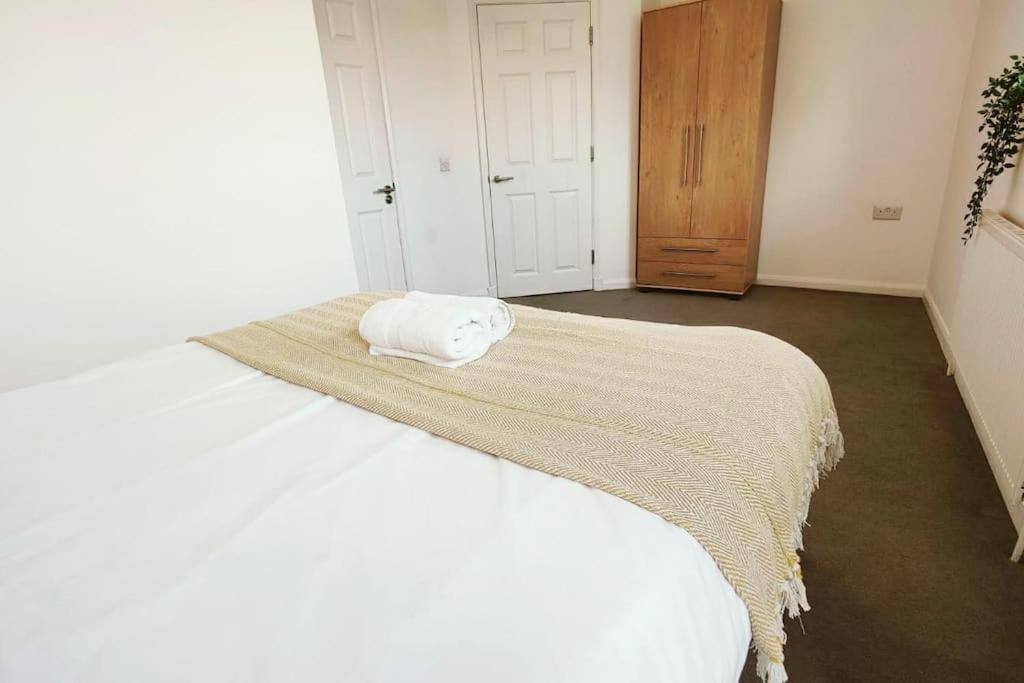 런던 Aldgate Flats In E1. 아파트 외부 사진