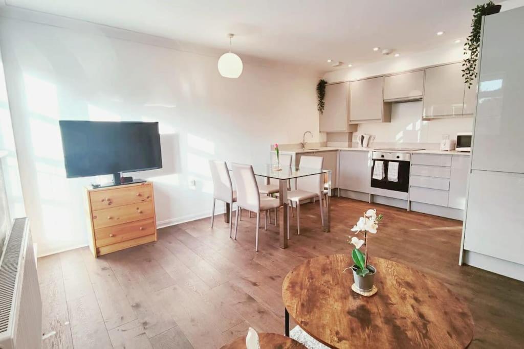 런던 Aldgate Flats In E1. 아파트 외부 사진
