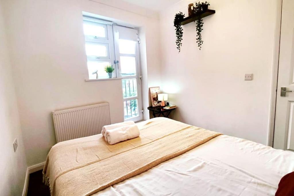 런던 Aldgate Flats In E1. 아파트 외부 사진